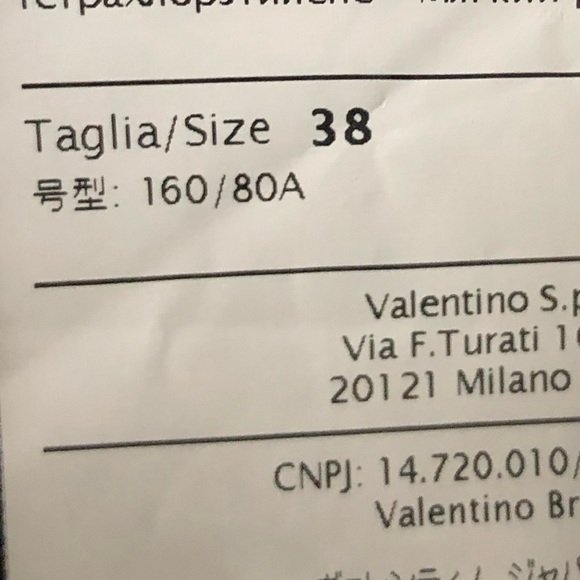 Red Valentino Skirt size 38 translates to a size 2 - Picture 3 of 3